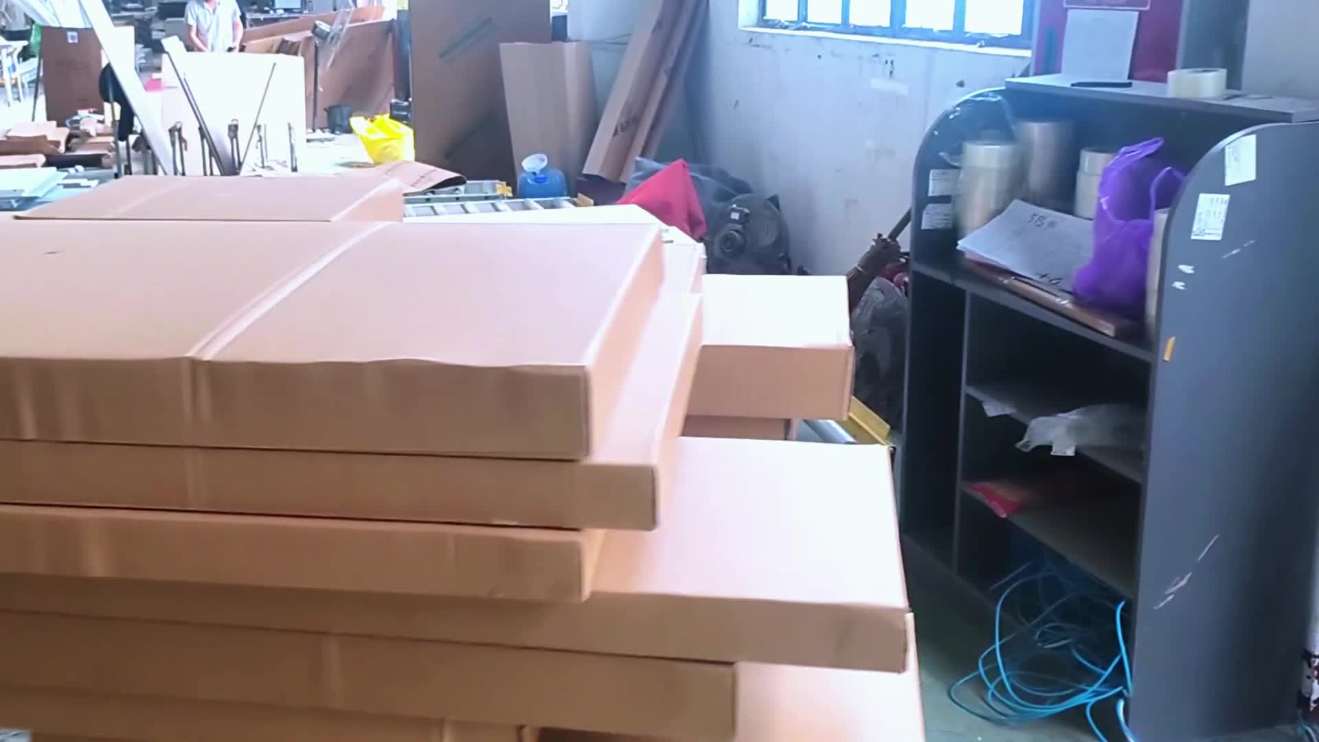Inteligentna automatyczna linia pakująca została zastosowana w różnych gałęziach przemysłu.